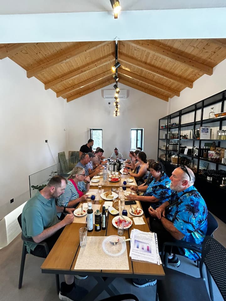 ზეთისხილის ზეთის ტური