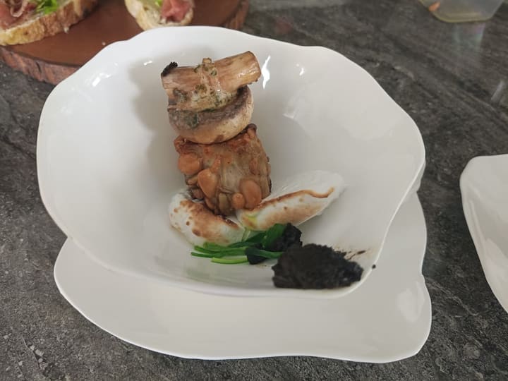 Съчетаване на вино и сирене в GalleryCookery Mermaid