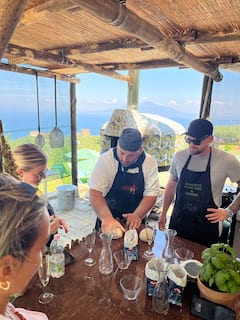 Clase de pizza y visita al jardín de limones