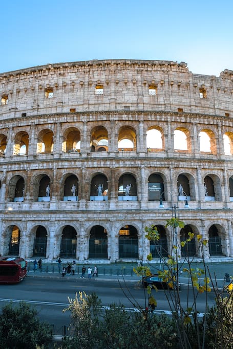 Colosseum: Skip the Line Ticket & Audio Guide