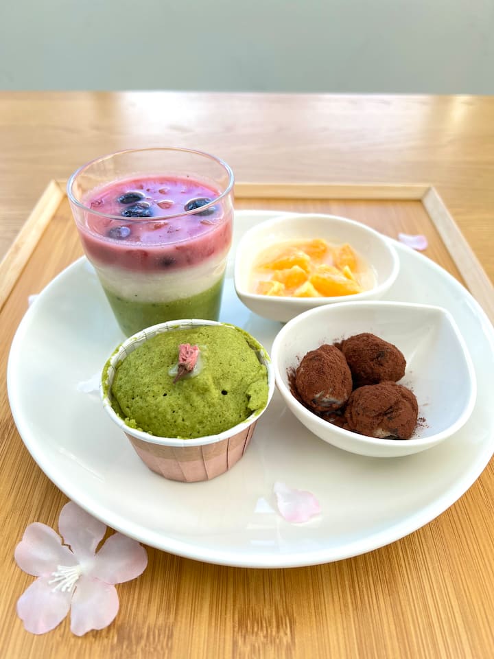 Tarde de bienestar japonés: té y mascarilla para manos