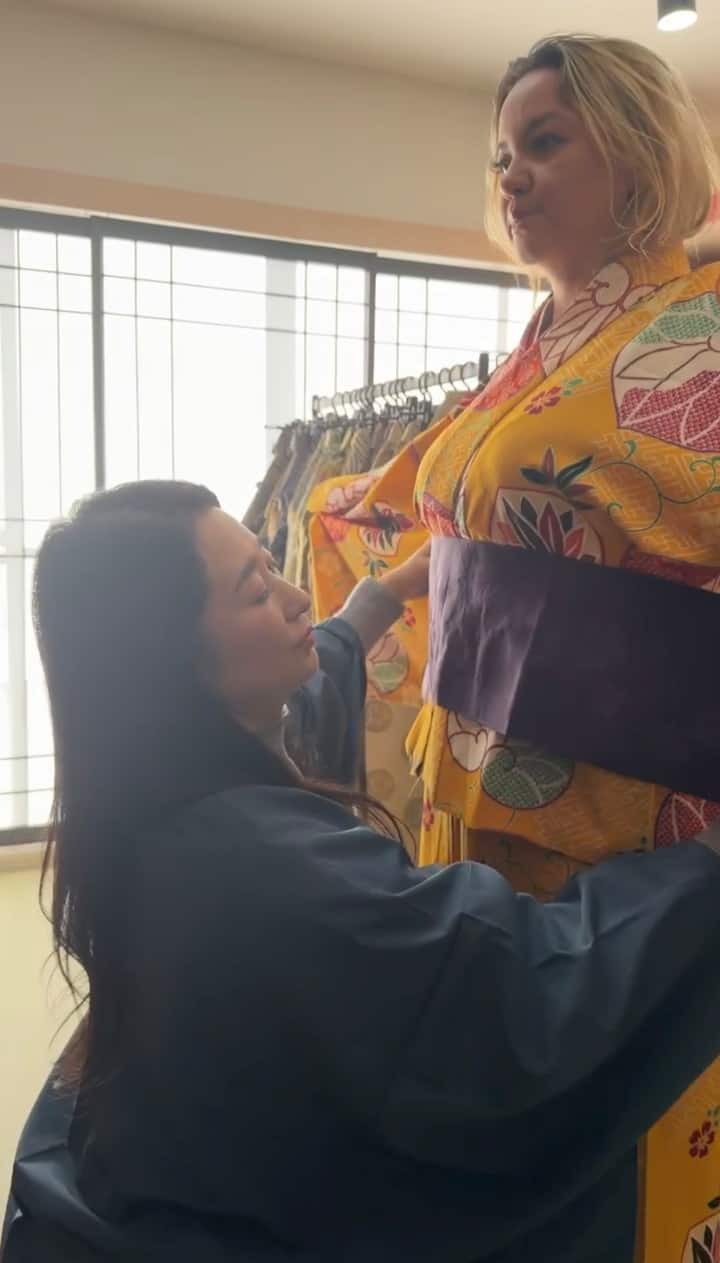 Exploring Harajuku in a Kimono
_Rental Wasabi