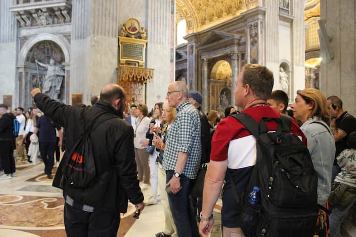 Complete Vatican Tour: Museums, Chapel & Basilica