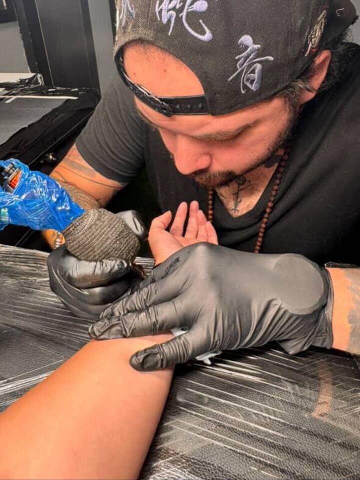 ისწავლეთ საუკეთესოების მსგავსად ტატუირება