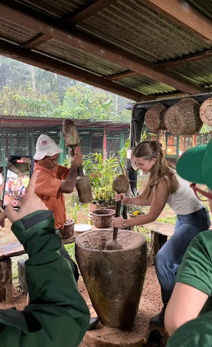 Finca La Esperanza შოკოლადისა და ყავის ტური