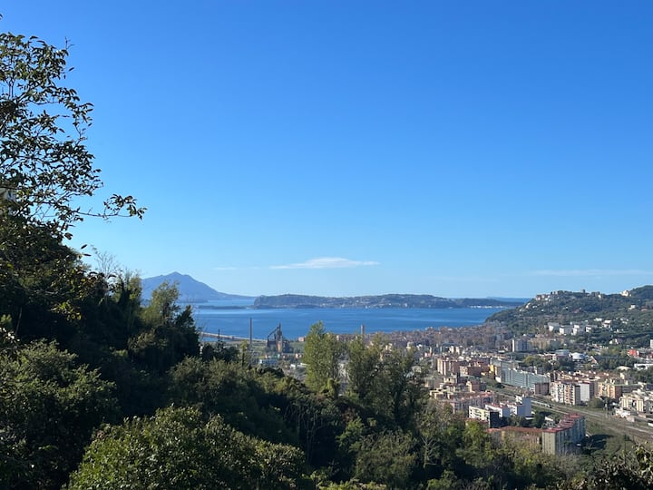 Naples at sunset: panoramic views and an aperitif
