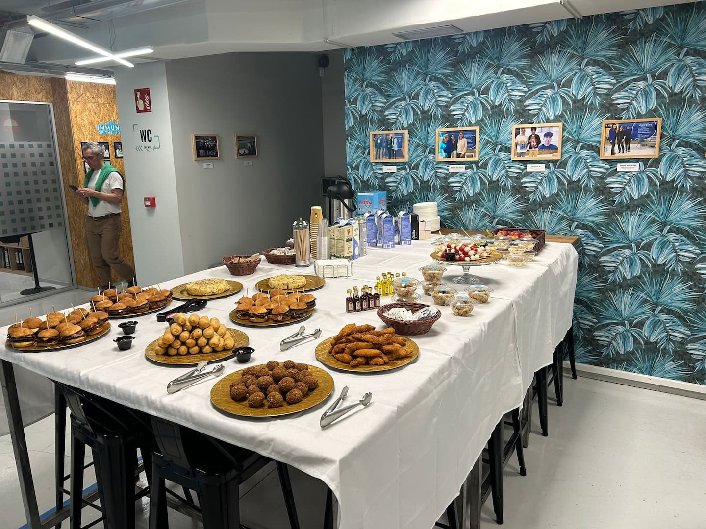 Catering corporativo Tequeroll