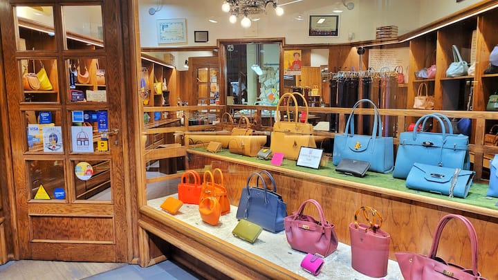 Ziara ya Ngozi ya Florence: Epuka Utapeli na Ununue Bidhaa Bora