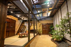 Mitad de precio para 2 o más personas | Taller privado de sushi en una casa de comerciantes de Onomichi con 100 años de antigüedad - Hasta 8 personas