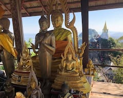 鲜为人知的南邦寺庙和街头艺术