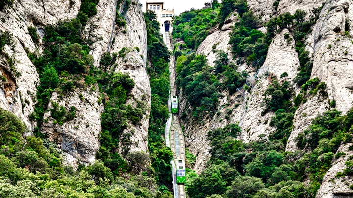 Discover Montserrat like a local