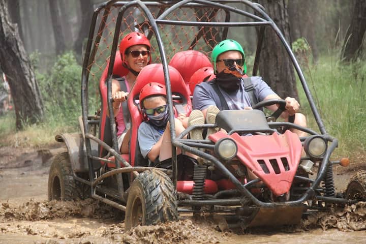 अंताल्या आणि केमर येथून बगी सफारी अनुभव