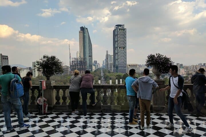 Hyrja: Kështjella Chapultepec me udhëzues dixhital