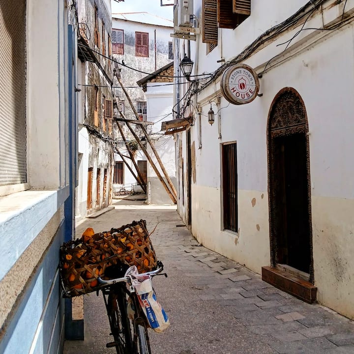 Eksploro Stone Town me një guidë vendas