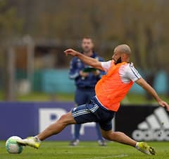 Train with soccer legend Javier Mascherano