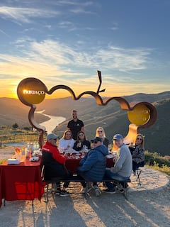 Valle del Duero: 4x4, vinos y picnic al atardecer