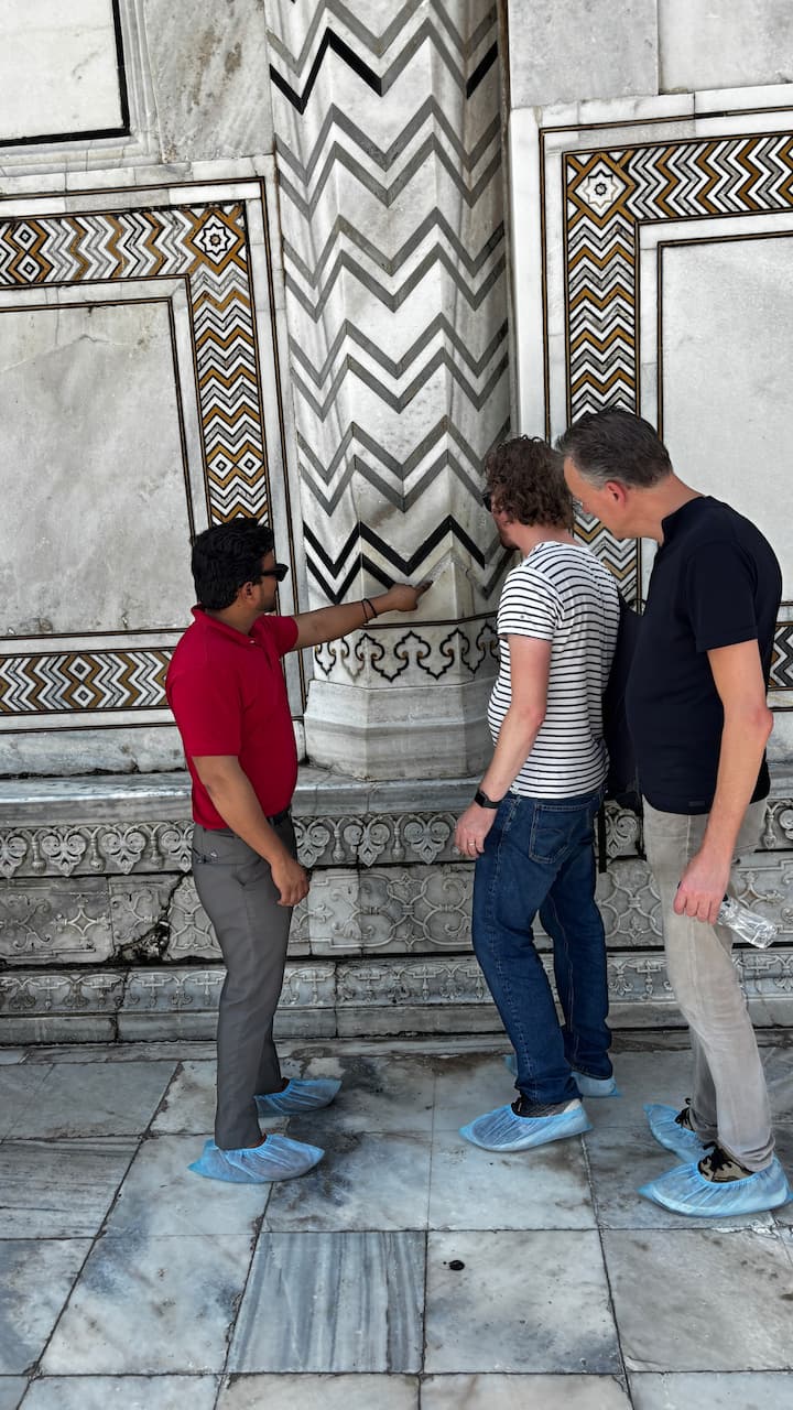 Taj Mahal dhe Fortesa e Agras: një udhëtim historik si VIP