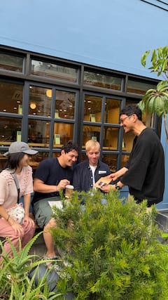 Nakameguro Riverside: cervezas y bocadillos con un lugareño