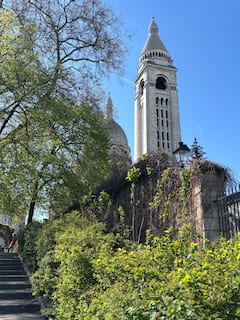 Visita cantada Montmartre encantado