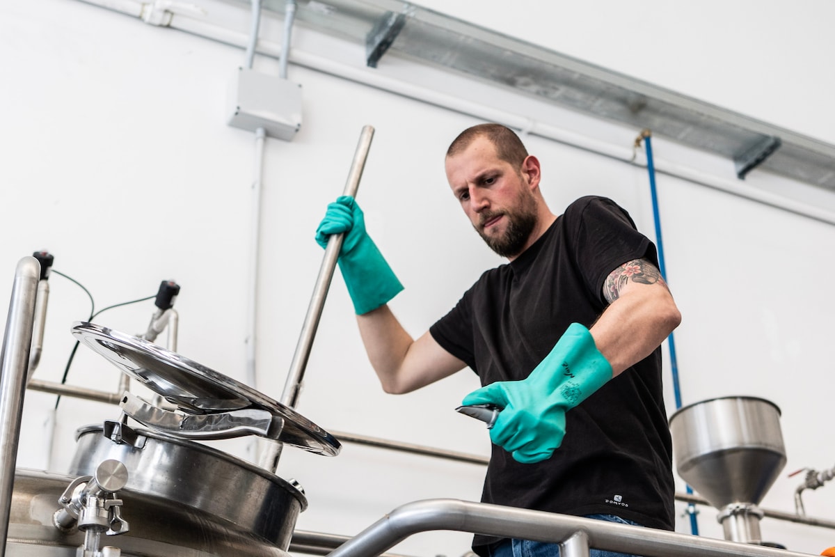 Craft Beer Brewery Tour & Tasting