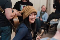 Clase introductoria de guitarra