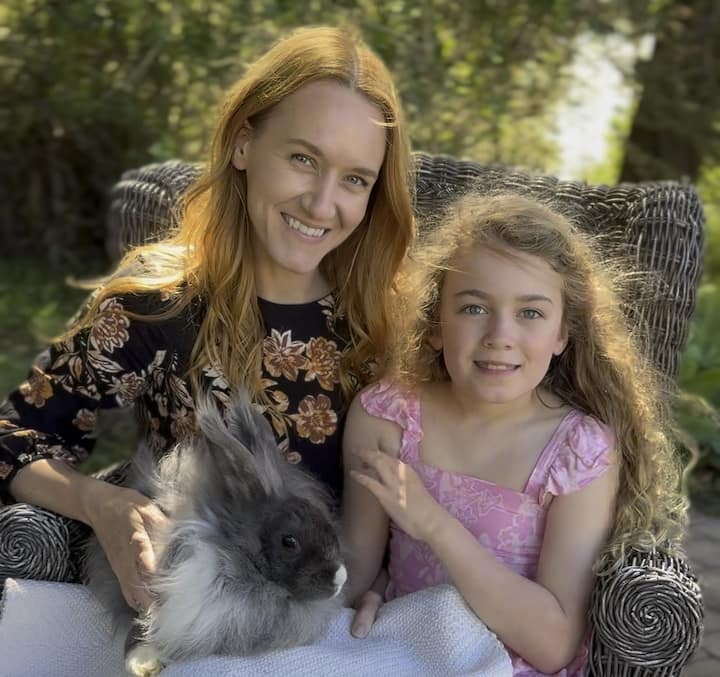Fiesta del té con alpacas, llamas y conejitos