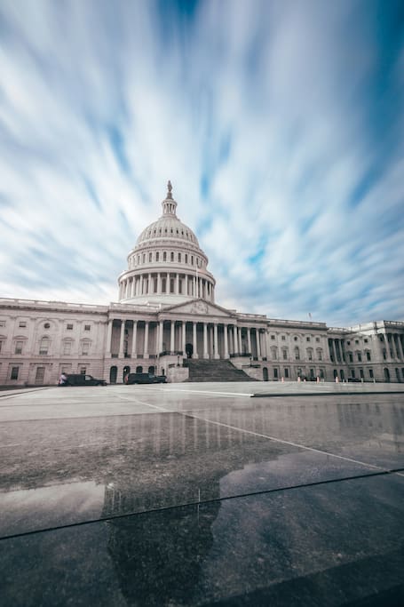 Small Group Capitol Hill Tour w/ Reserved Entry