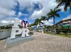 ทัวร์ 2 แห่งใน 1 วัน: ป่าดิบชื้นและชายหาด พร้อมบริการรับส่ง