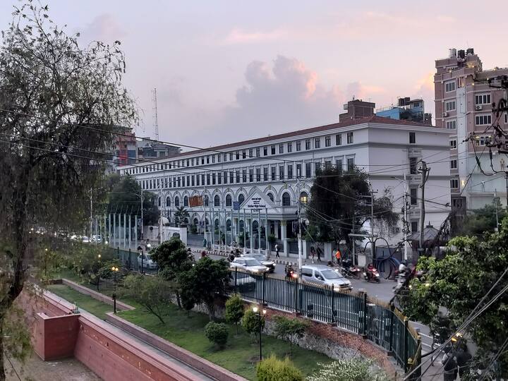 Shtresat e fshehura të Katmandusë: Besimi, tregu dhe kujtesa