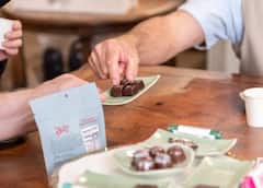 Saborea las creaciones de chocolate «bean-to-bar» en Bixby