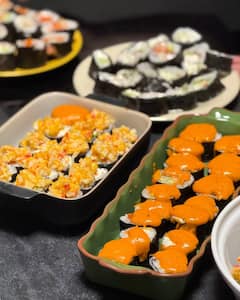 制作冷热寿司卷