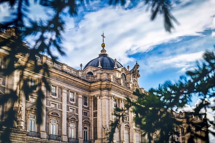 Découvrez le Palais royal et la Vieille Ville de Madrid
