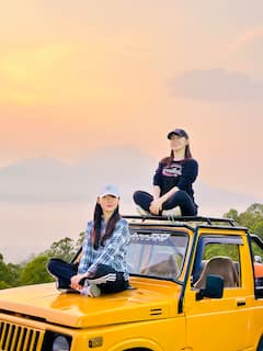 巴都尔山金色日出吉普车之旅
