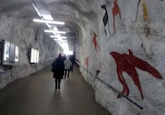 漫步芬兰防空洞