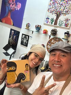 Diseña tu bolso y gorra con un artista en Tulum