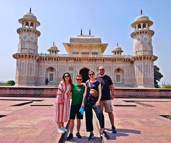 Fort van Agra, Baby Taj en tuintour bij zonsondergang vanuit Agra