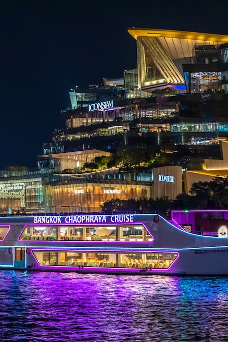 The Newest Luxury 5-Star Bangkok ChaoPhraya Cruise