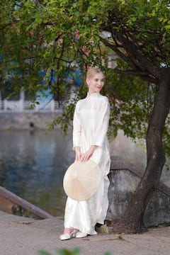 Discover Hanoi in Traditional Vietnamese Ao Dai