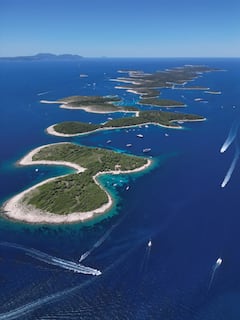 Boat Tour sa mga Hidden Gem ng Hvar