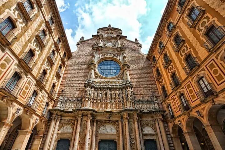 Montserrat : Madonna, musée et trajet panoramique en train