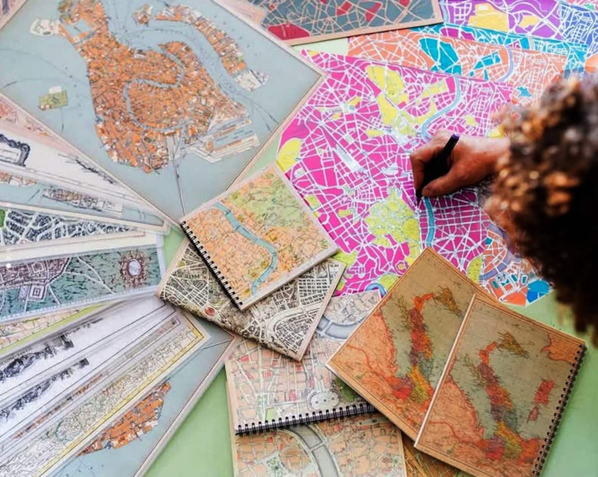 Map-Making Workshop in a Historic Map Shop at Cartografica Visceglia