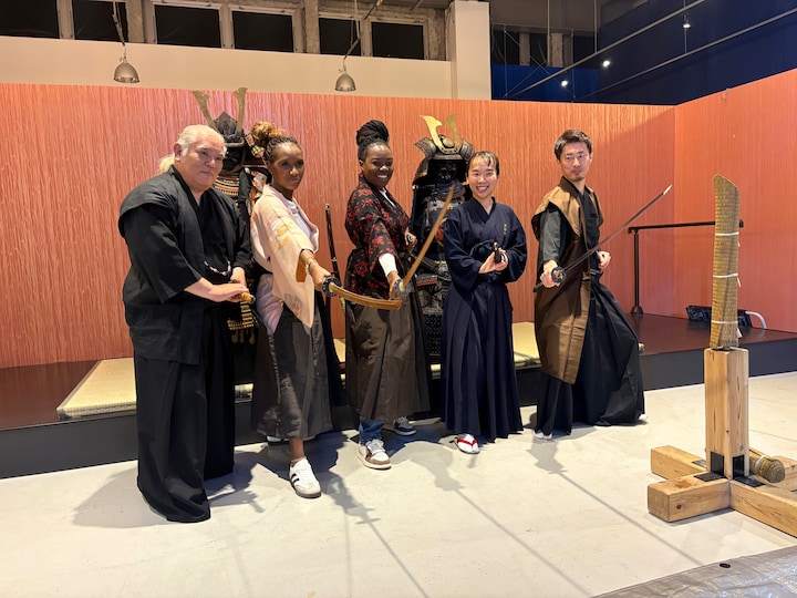 Witness sumo and samurai in Osaka night