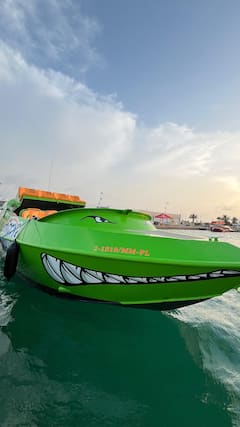 Excursión en barco por el Mediterráneo