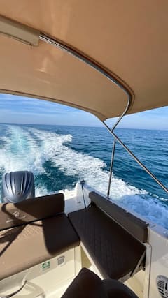 Excursión en barco por el Mediterráneo