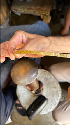 Graba tu nombre en un brazalete marroquí
