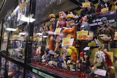 לגלות את Akihabara Games ואת Princess Café