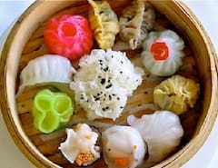 Les saveurs de la cuisine gastronomique de Chinatown
et visite historique