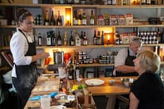 Clase práctica de cocina romana de Roscioli: pasta y vino