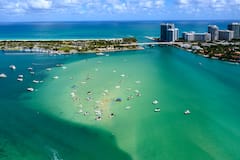 Recorrido en helicóptero por la icónica costa de Miami Beach