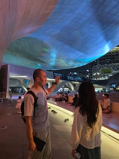 首尔夜生活：一晚回顾600年